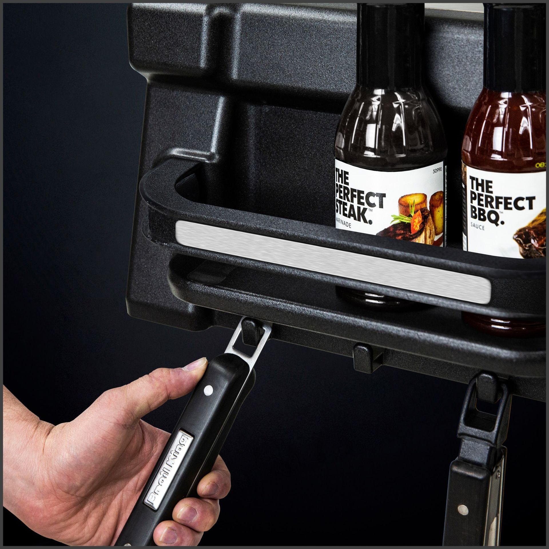 Integrated Tool Hooks
