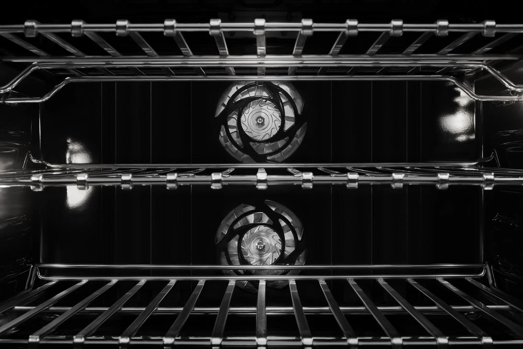 V2 Vertical Dual-Fan True Convection With Advanced Temperature Precision