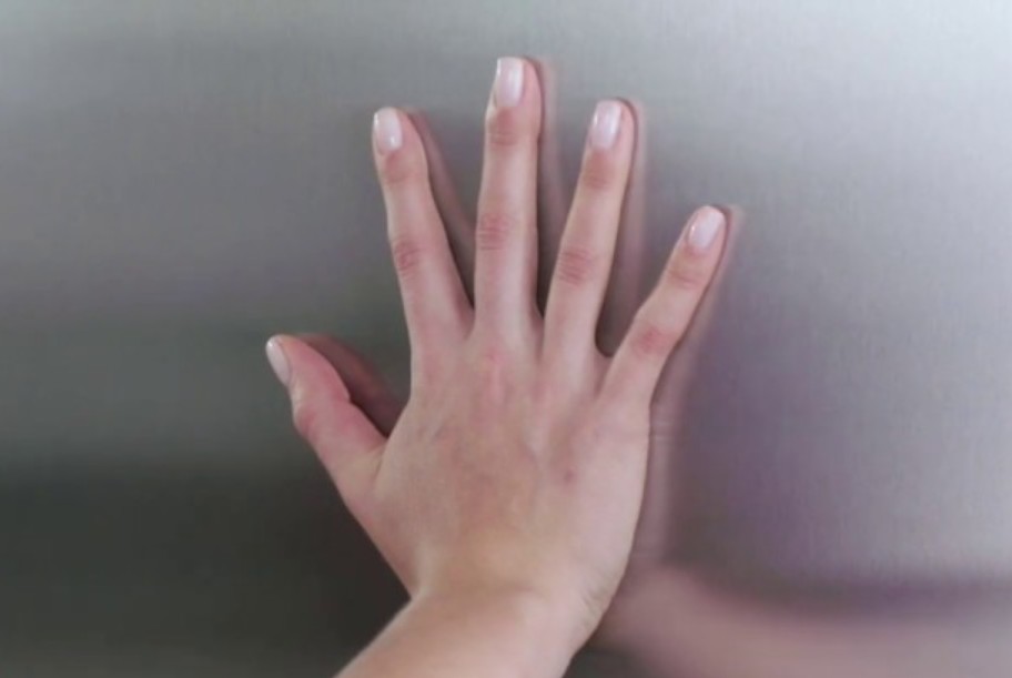Fingerprint-Proof Finishing