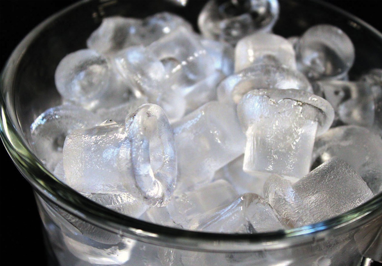 Top Hat Shape Ice Cube
