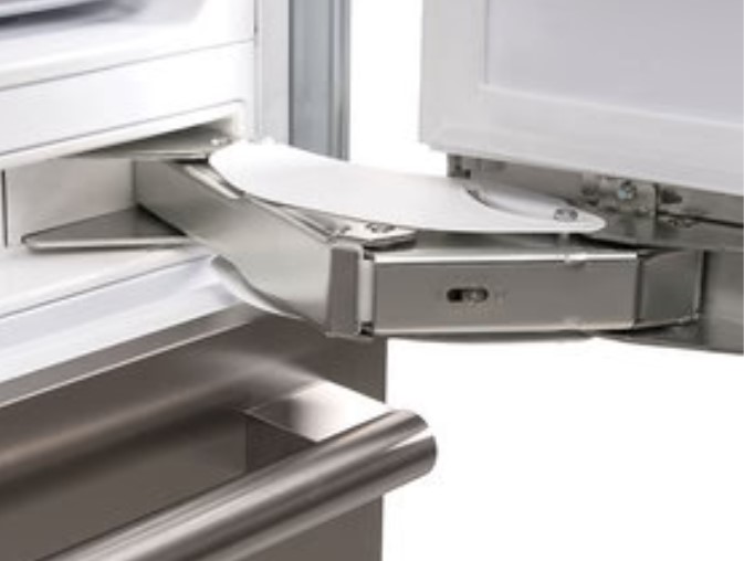 90-Degree Flush Hinge