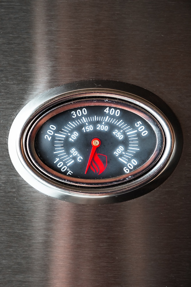 Built-In Temperature Gauge