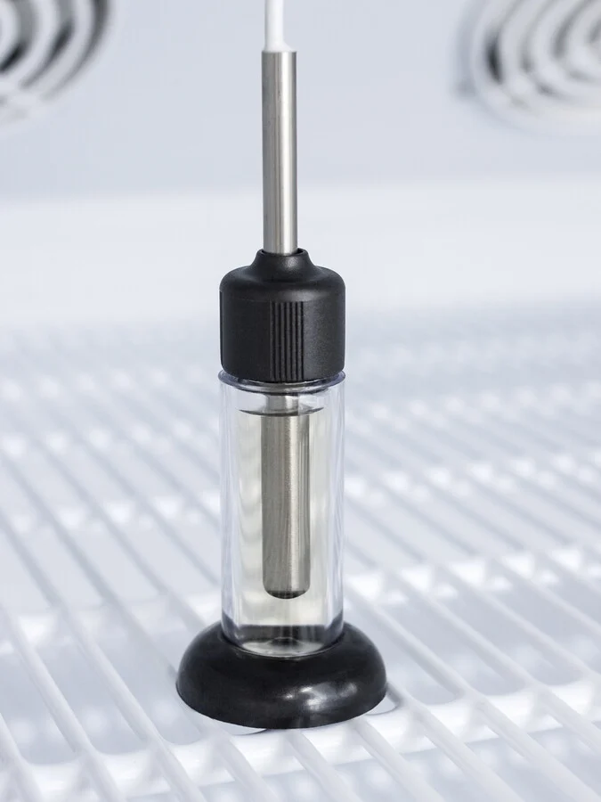 Buffered Temperature Probe