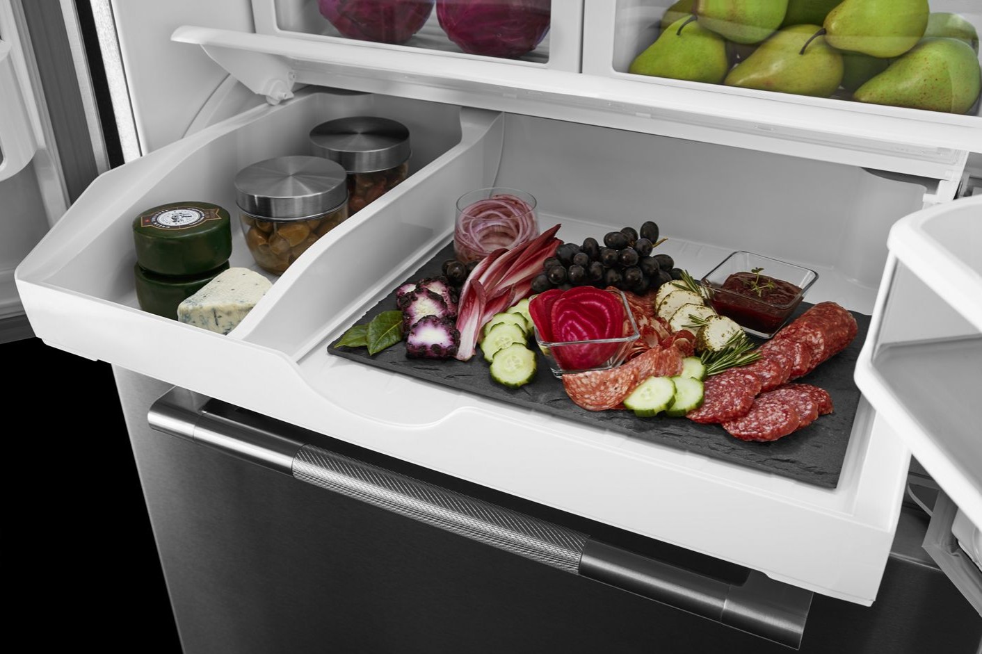Temperature-Controlled Gourmet Bay Drawer!