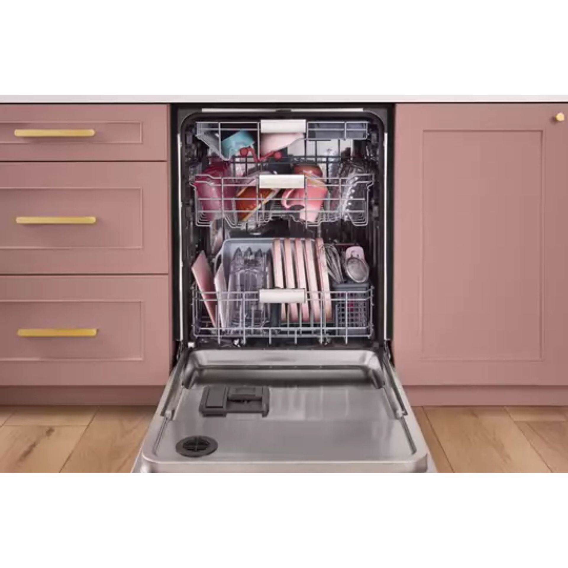 7.25 cu. ft. MaxTub Largest Dishwasher Tub* *Based on usable volume.