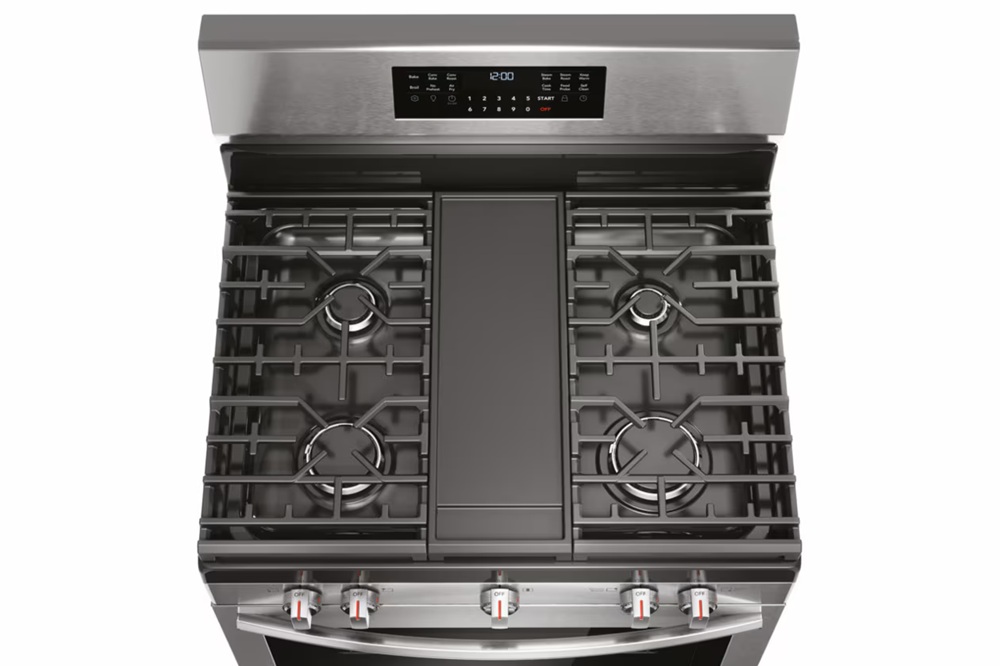 Five Burner Cooktop + Integrated Griddle