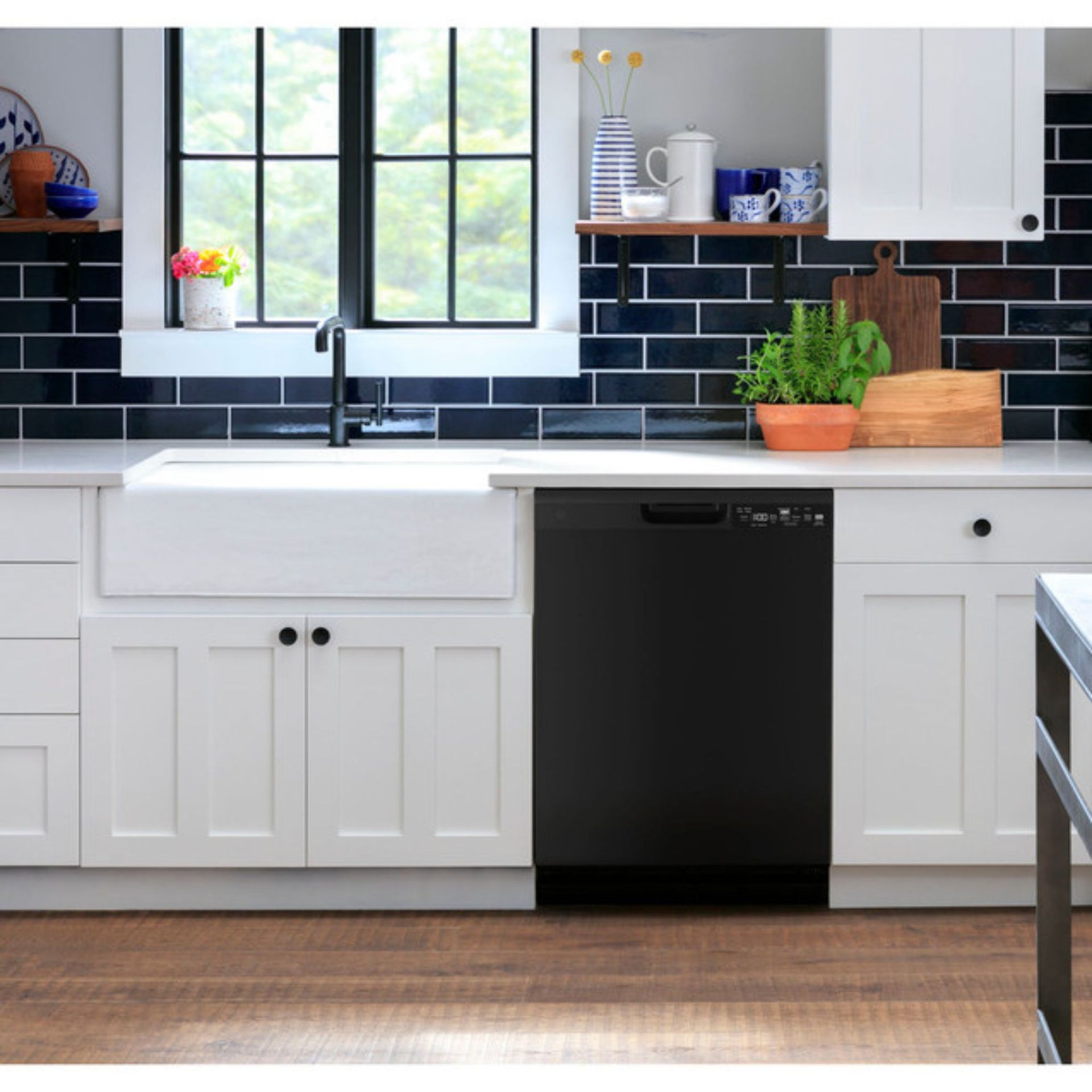 Heavy-Duty Plastic Interior Dishwasher.