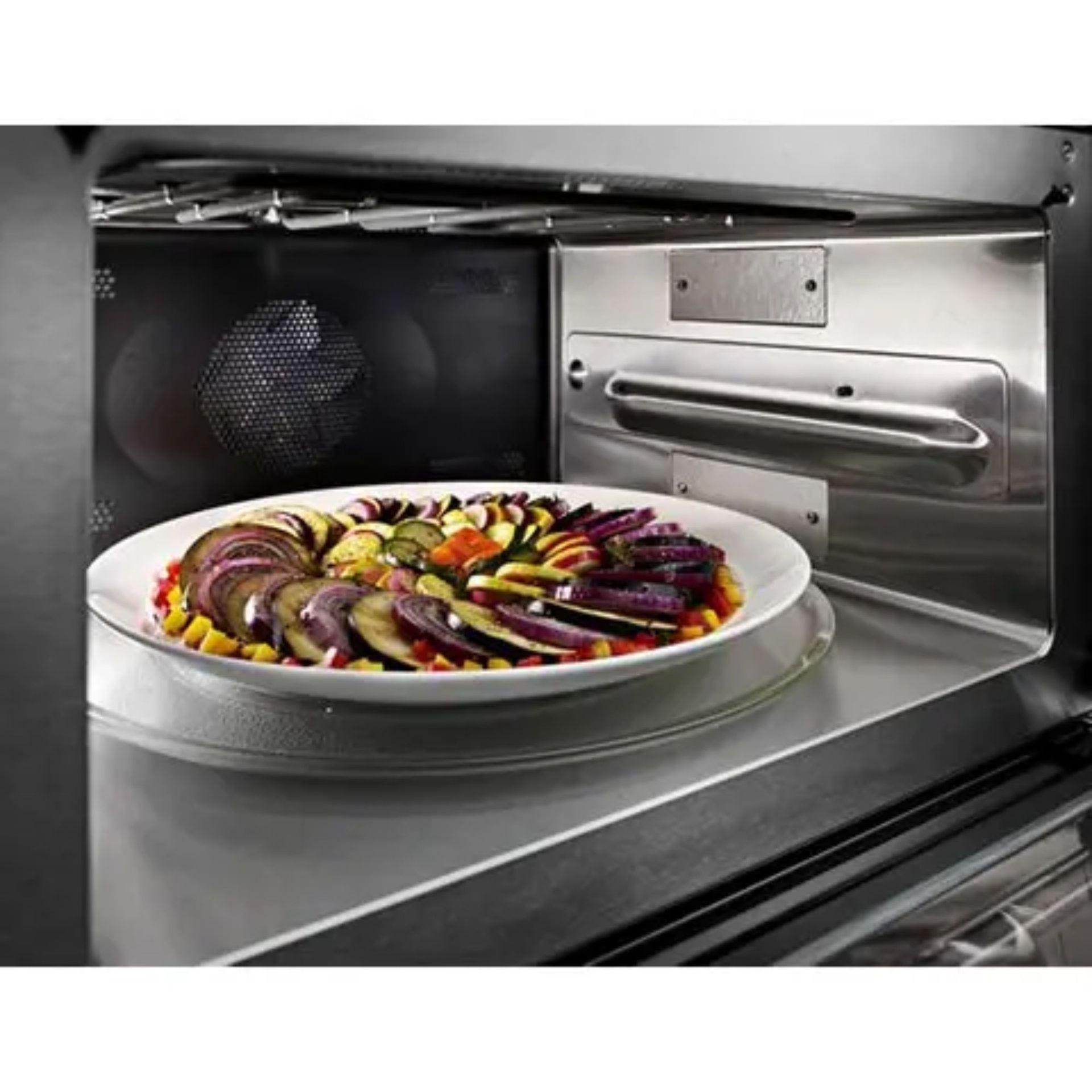 1.4 Cu. Ft. Microwave Oven Capacity