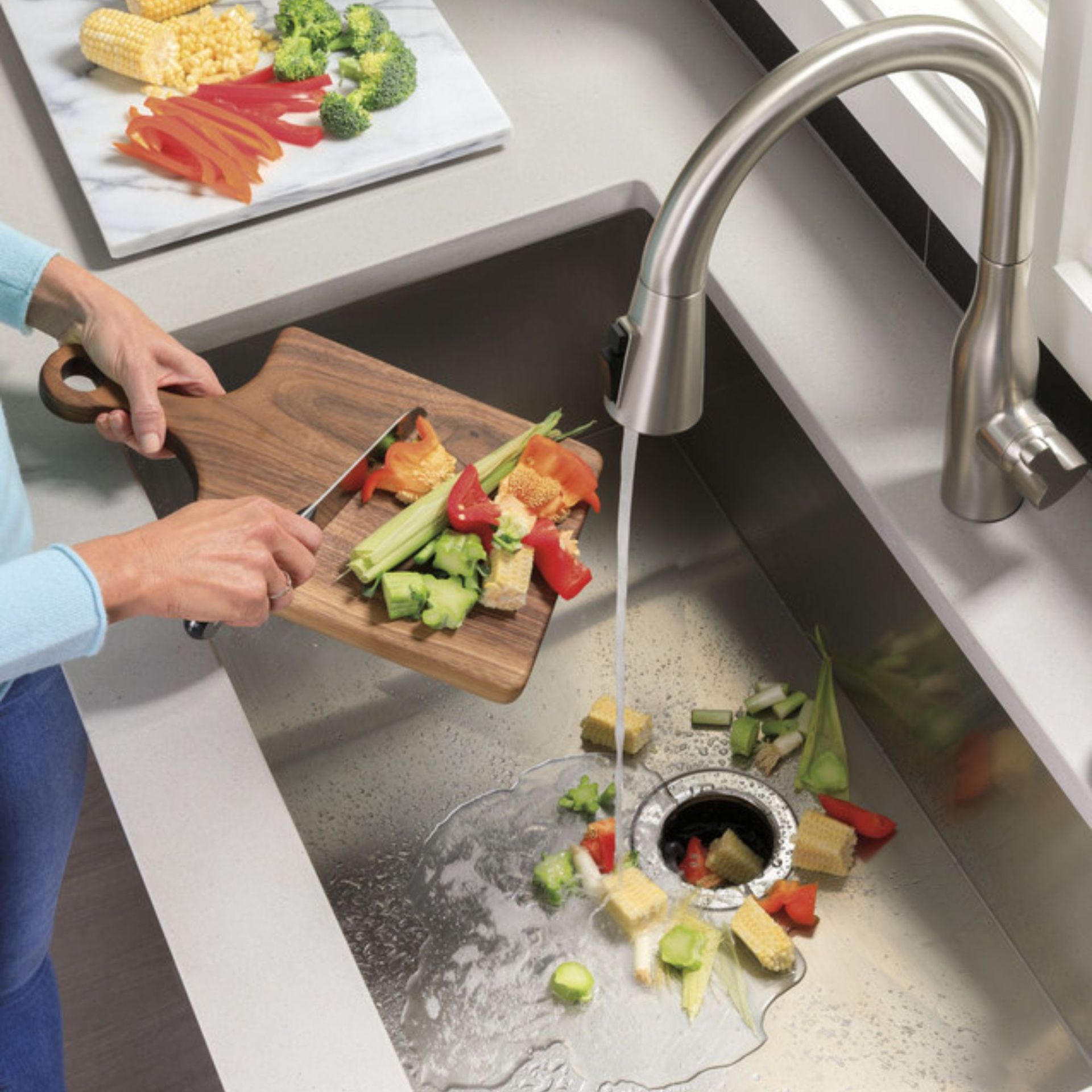 25-Ounce Grind Chamber Capacity