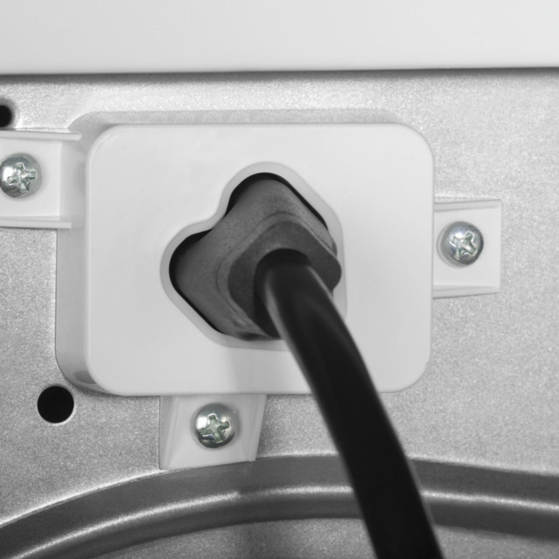 Plugs Into Dryer Or Wall
