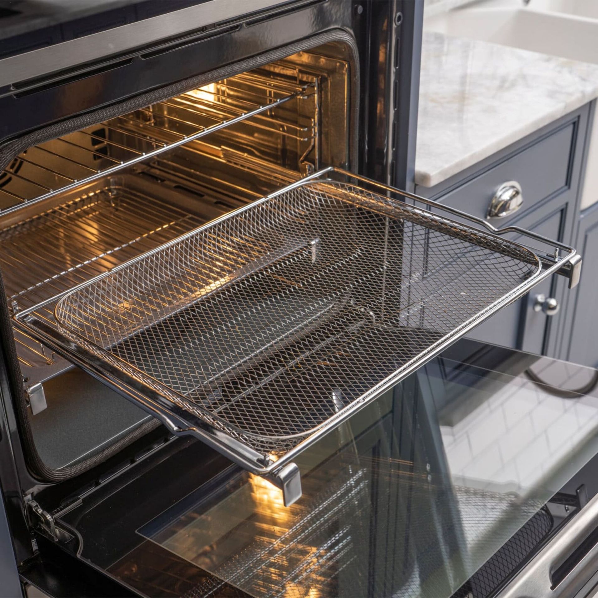 Large Oven Capacity