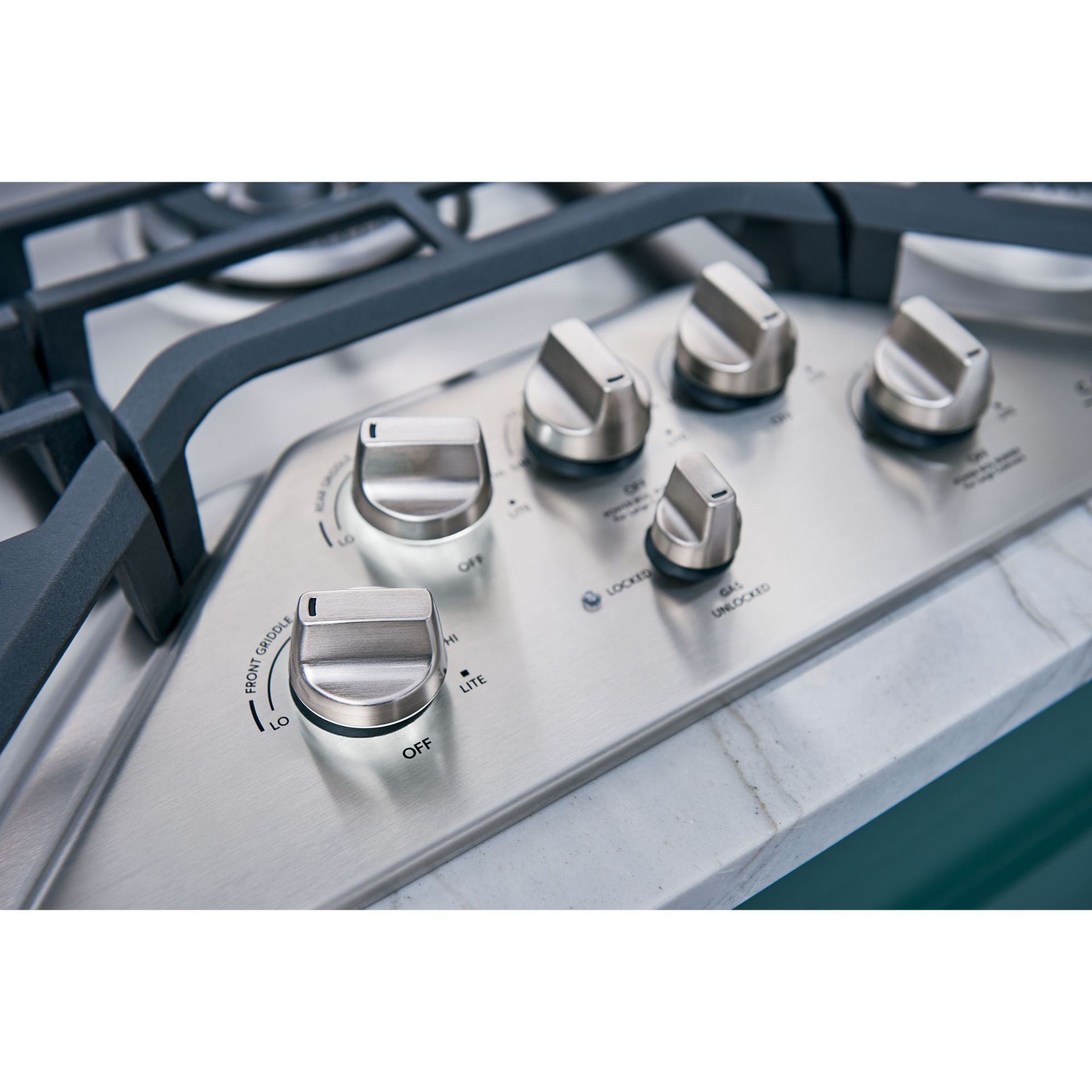 Stylish Knobs Show When Burners Are On