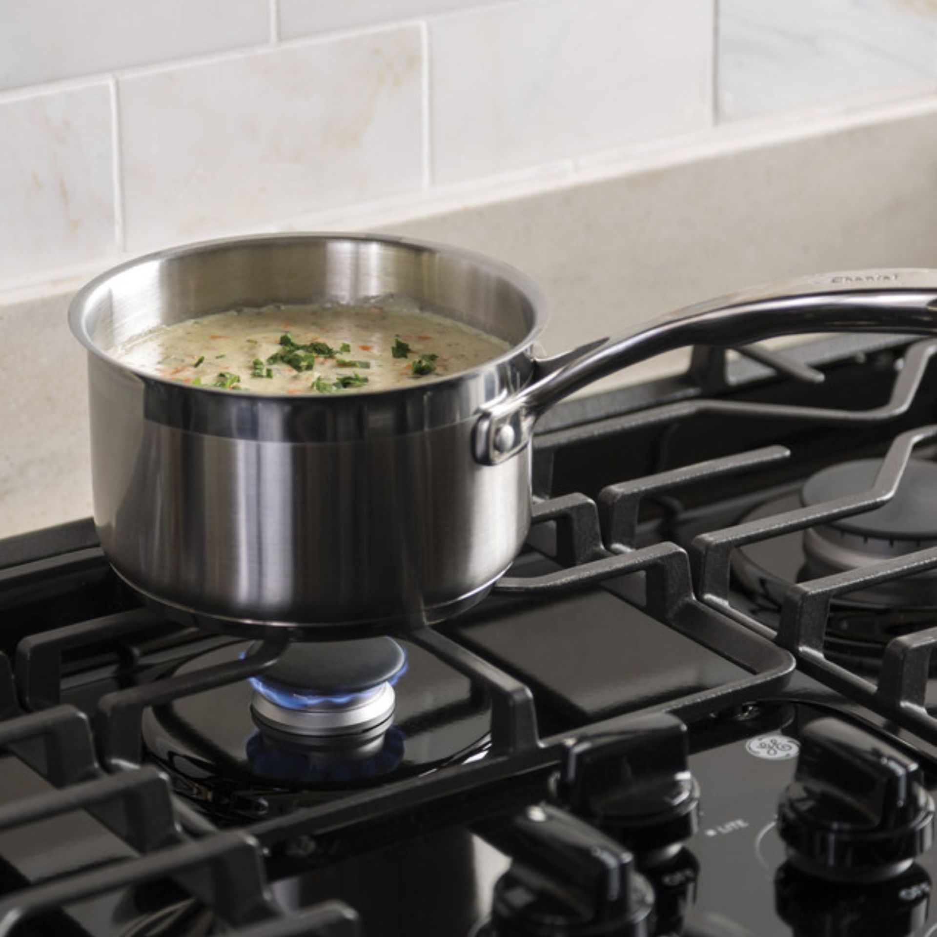 15,000 Btu Power Boil Burner.