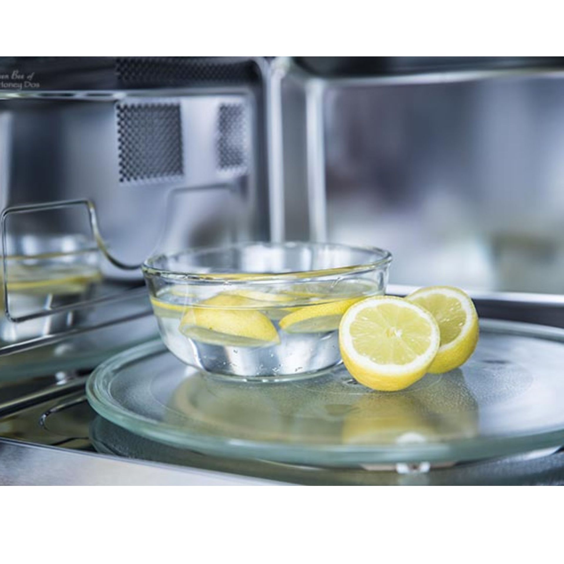 Remove Smoke and Odors with 4-Speed, 550 CFM Ventilation