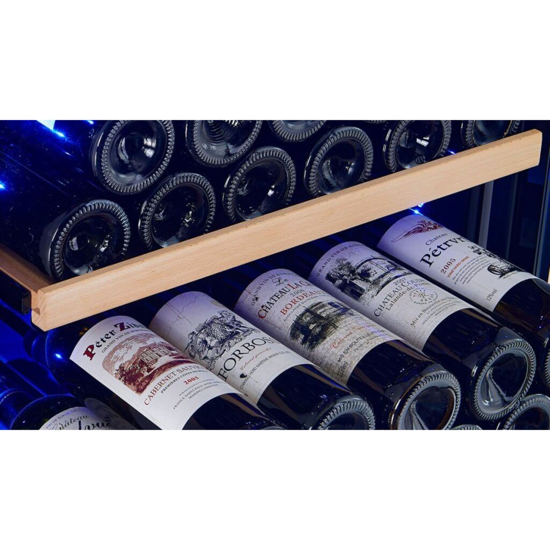 Flexible sliding display shelves