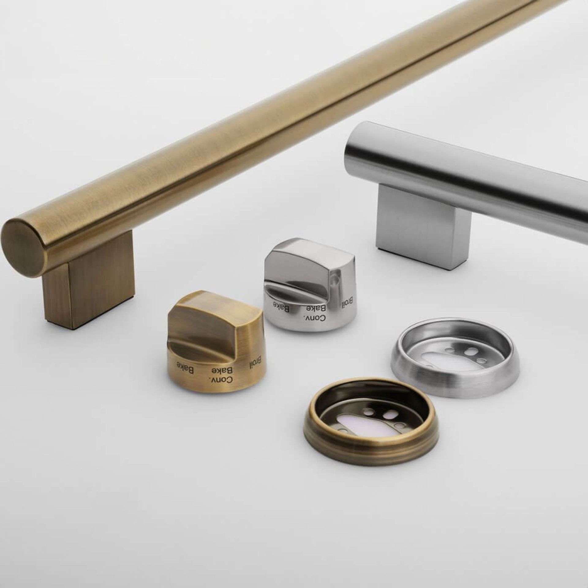 Customize with antique brass & stainless-steel handles & knobs