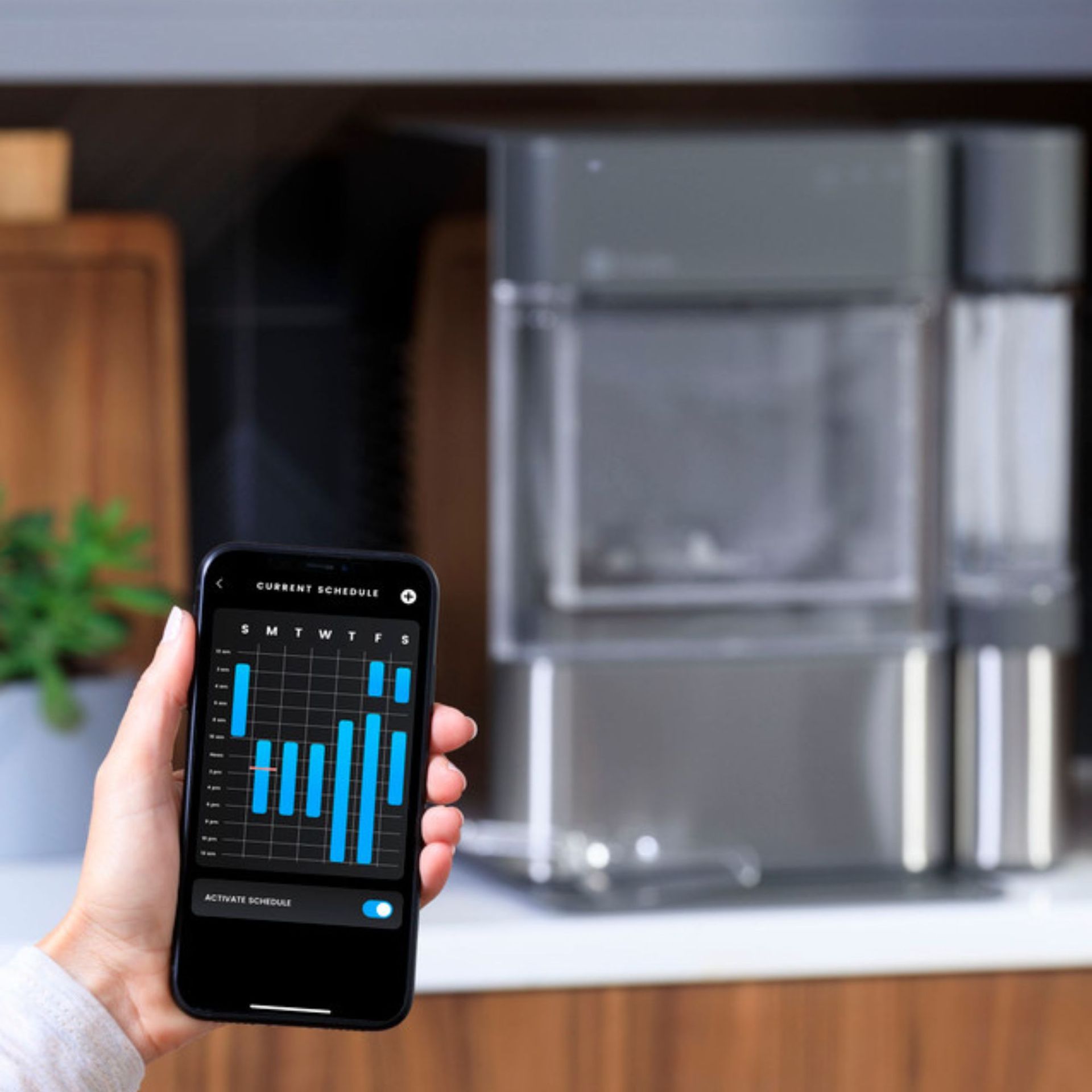Built-In Wifi And Voice Control