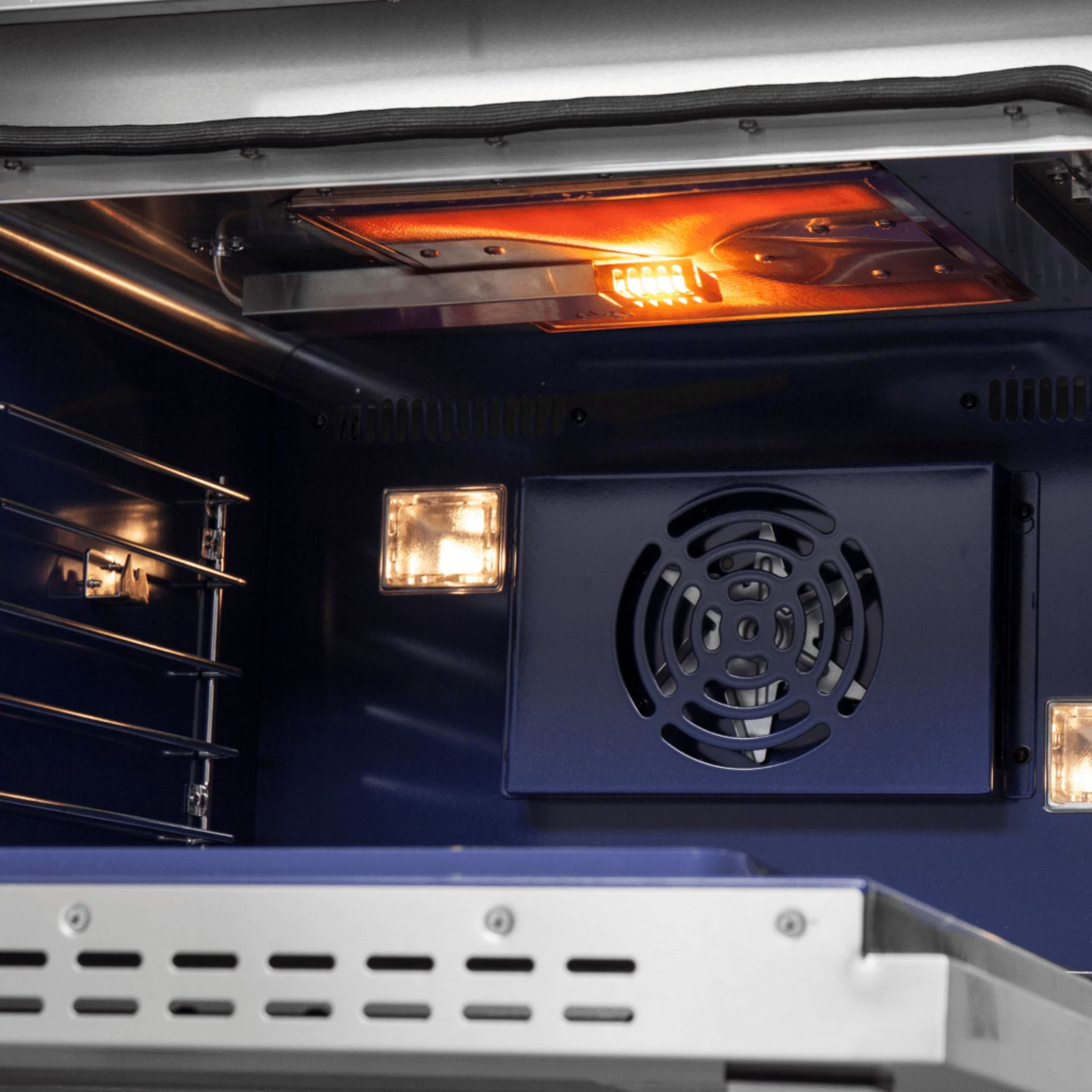 5.32 Cu.Ft Oven