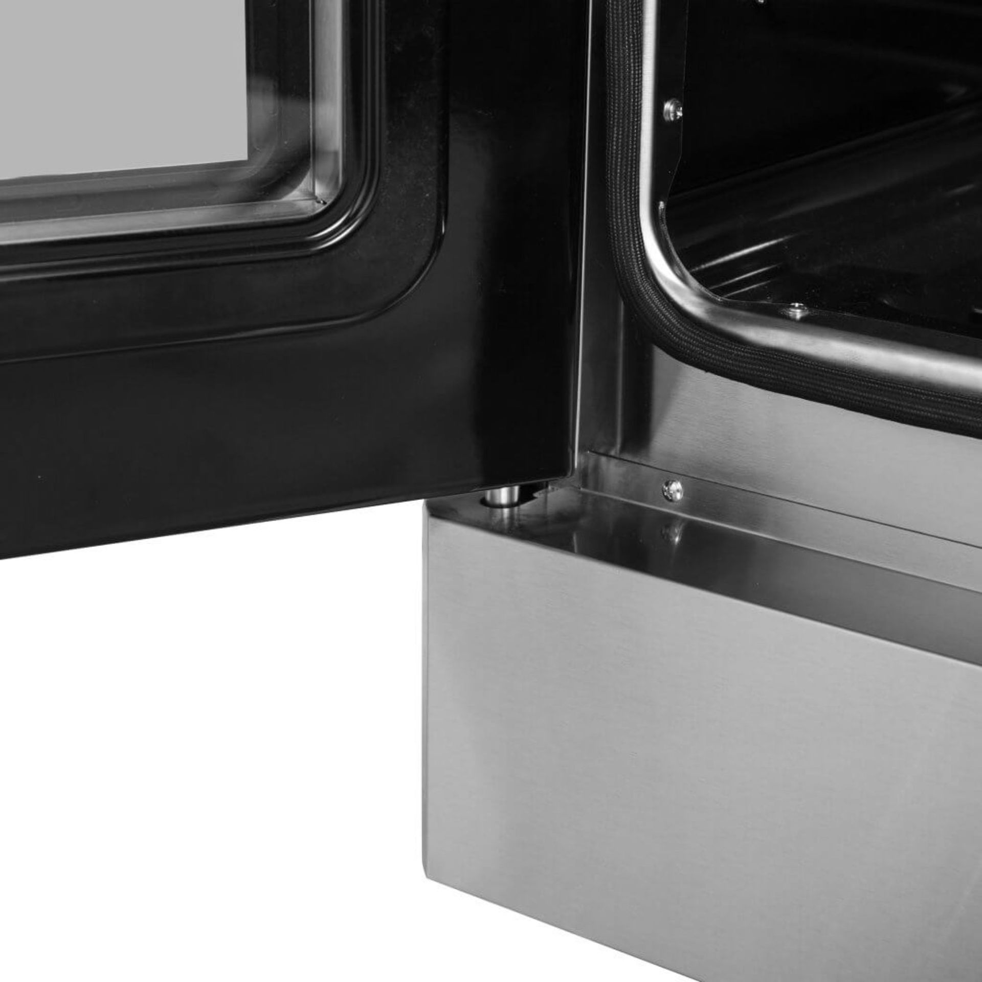 Frictionless door design stays
