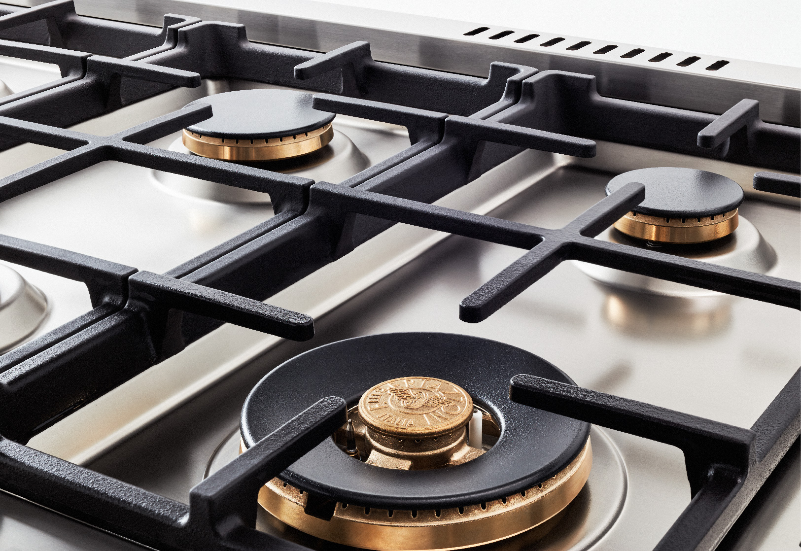 Continuous Contour Grates And Single Piece Worktop