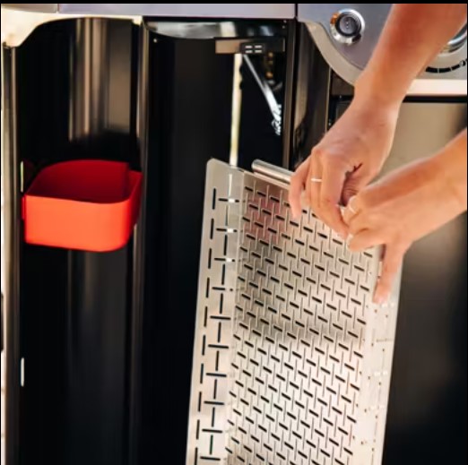 Grill locker
